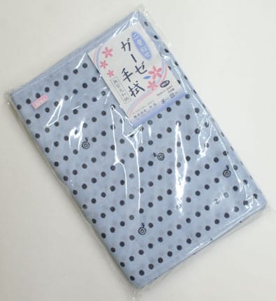 Soft and skin-friendly gauze tenugui_Bean squeezing (blue)